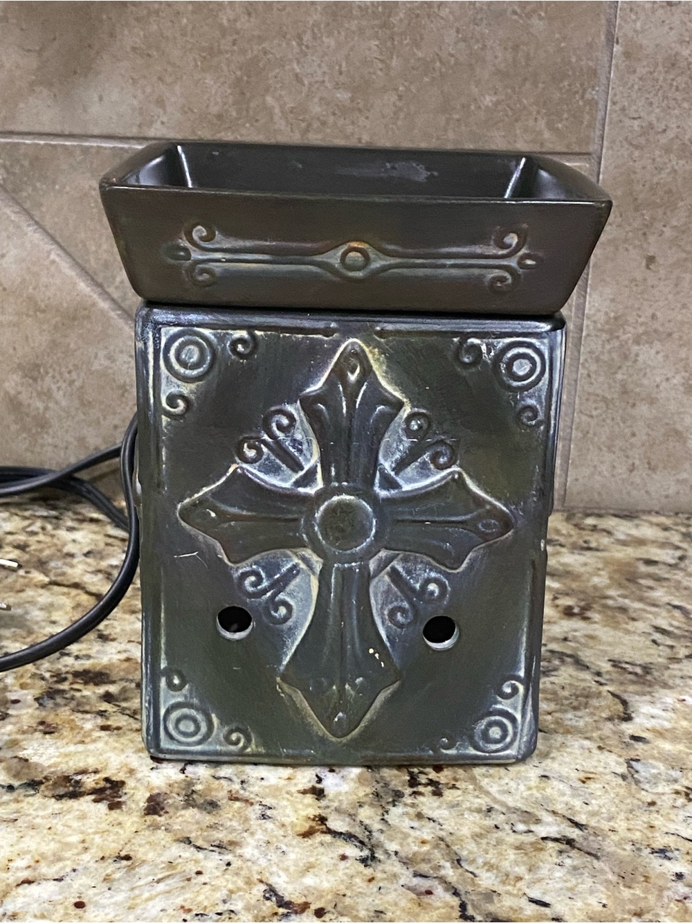 Scentsy Retired Cross Hope Full Size Ceramic Rustic Wax Warmer